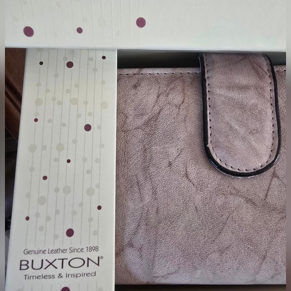 NIB Buxton Leather Checkbook Wallet Taupe - Picture 12 of 12